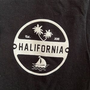 Soft smooth cotton Halifornia tee NWT